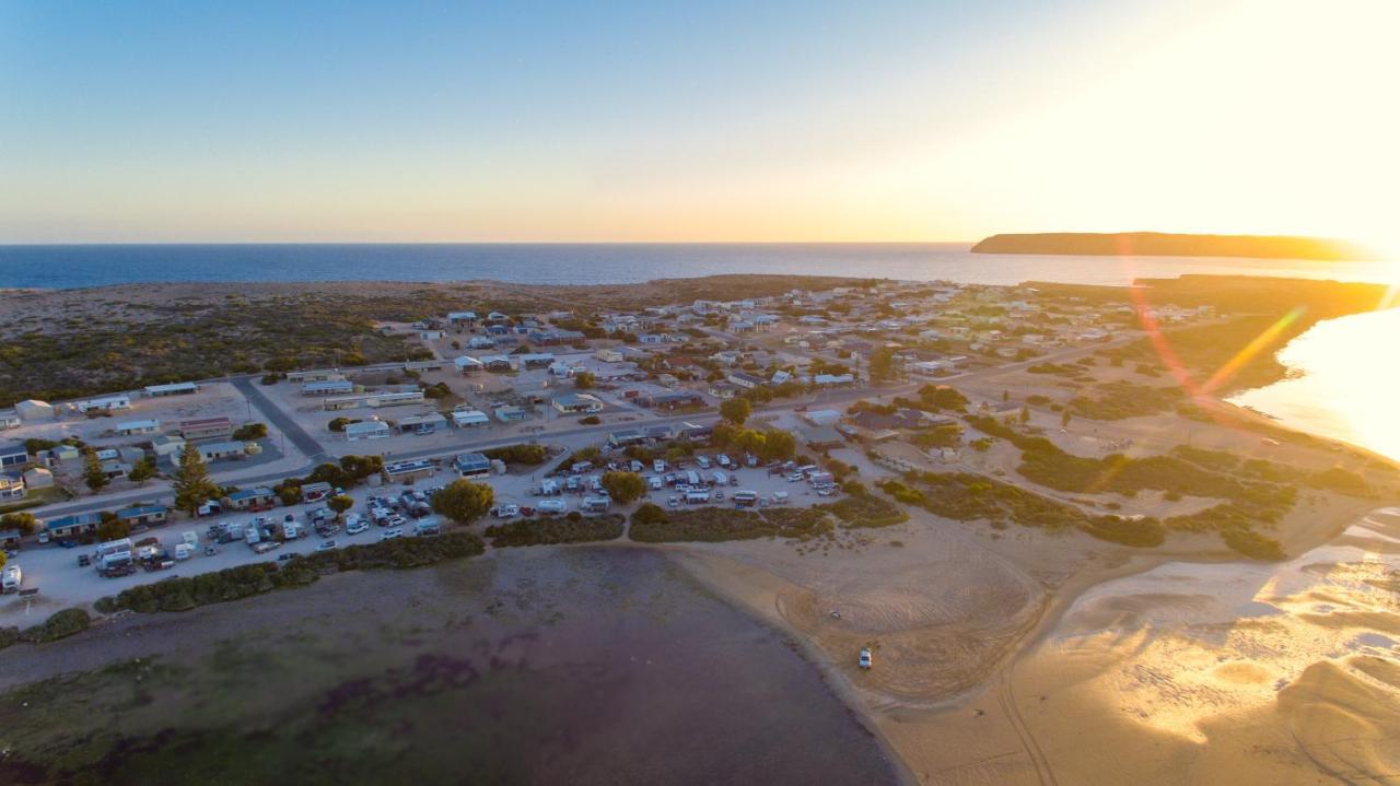 ホテル Venus Bay Beachfront Tourist Park South Australia エクステリア 写真